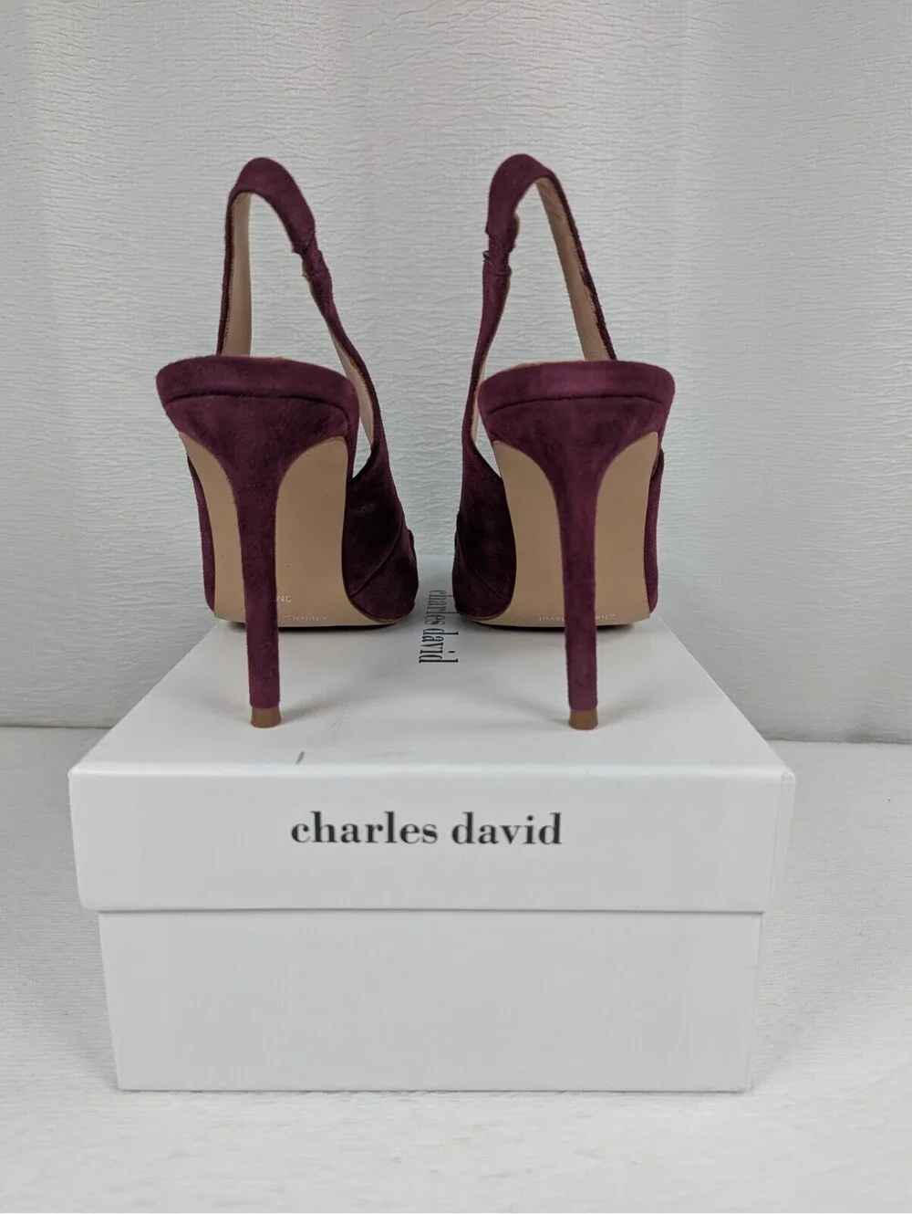 Charles David - Women's - Mahogany Suede Slingback Heels / Shoes - Size 9 M
